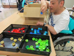 貼付けする際に、間違えないように色分けをします。